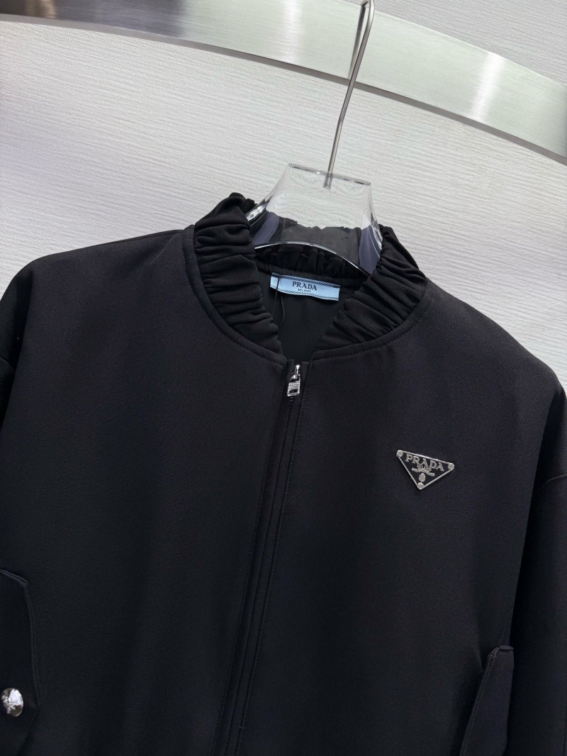 Pra*a outwear